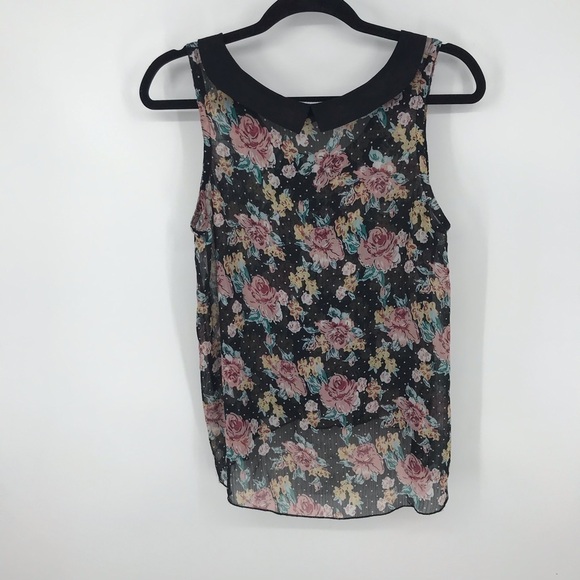 About a Girl Sheer Sleeveless Floral and Lace Top Black and Pink Size M - Picture 4 of 5